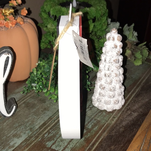 ADAMS & Co. - Picture 6 of 7